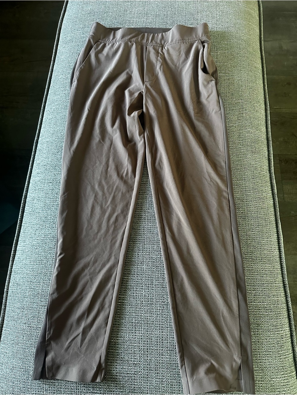 Athleta women’s Brown Casual Pants